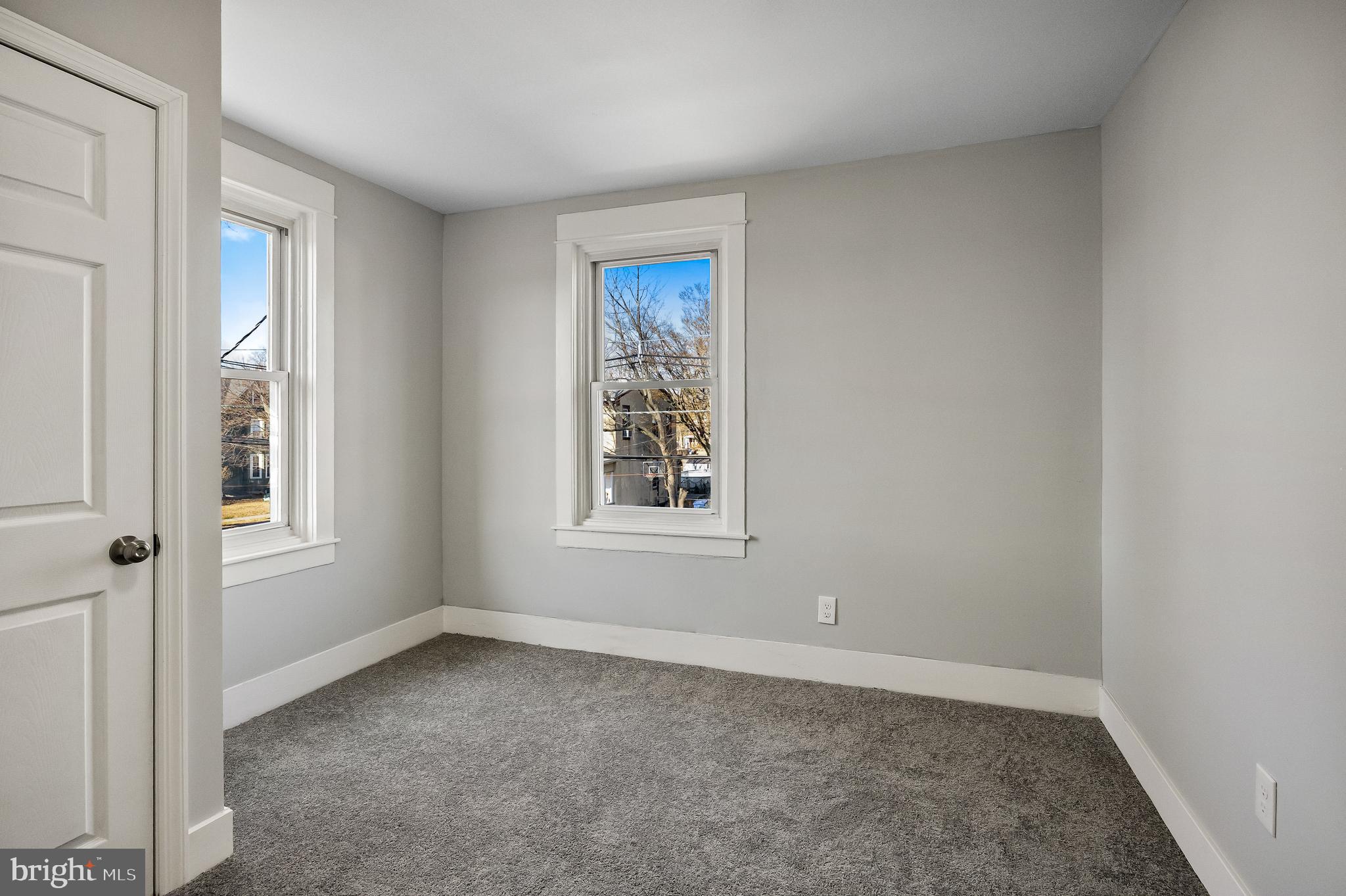 313 Delaware Avenue Palmyra, NJ 08065 - Photo 28 of 37