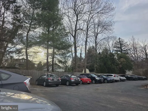 $2,150 | 412 North Wayne Avenue, Unit 109, Wayne, PA 19087