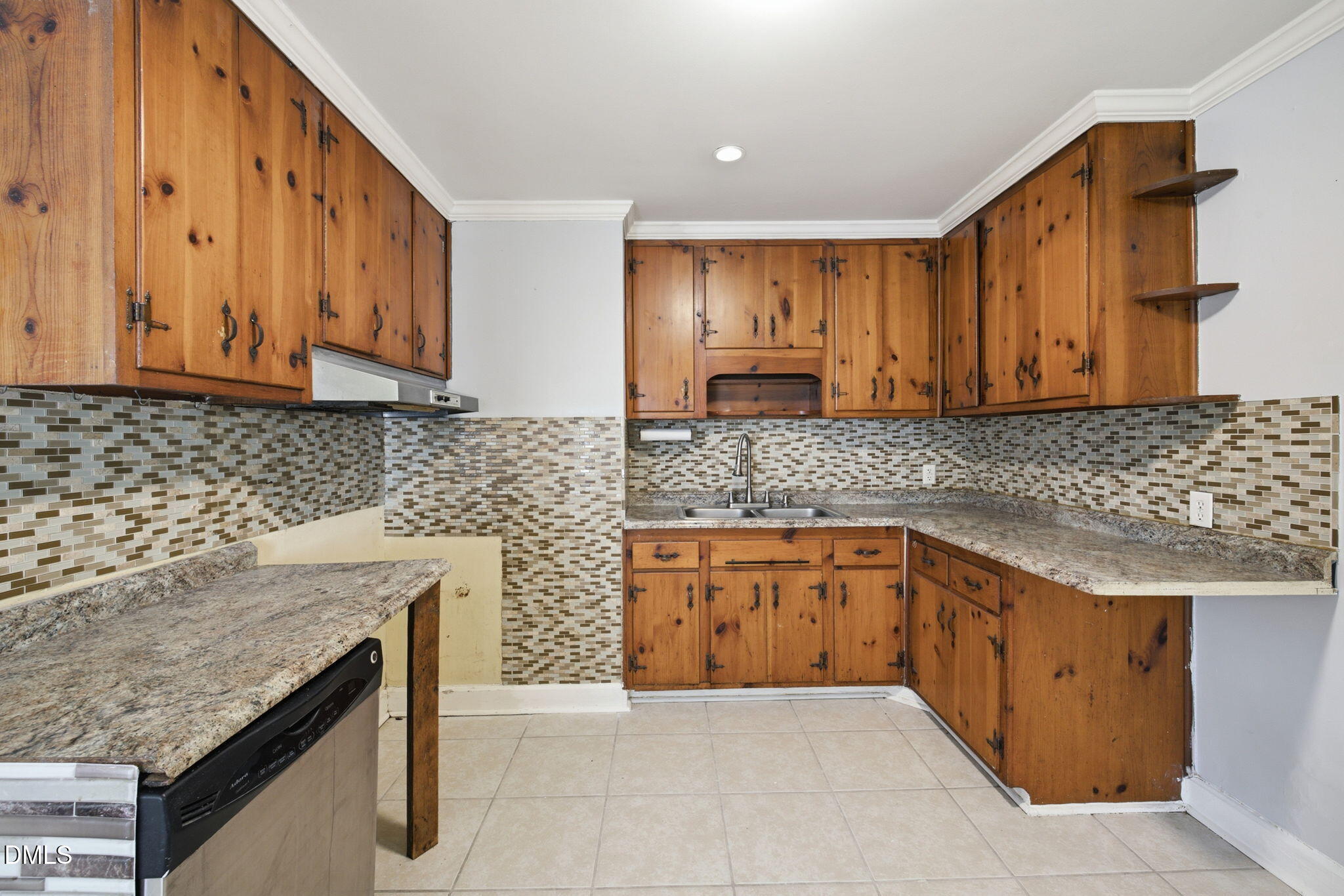 2716 Knowles Street Raleigh, NC 27603 - Photo 6 of 26