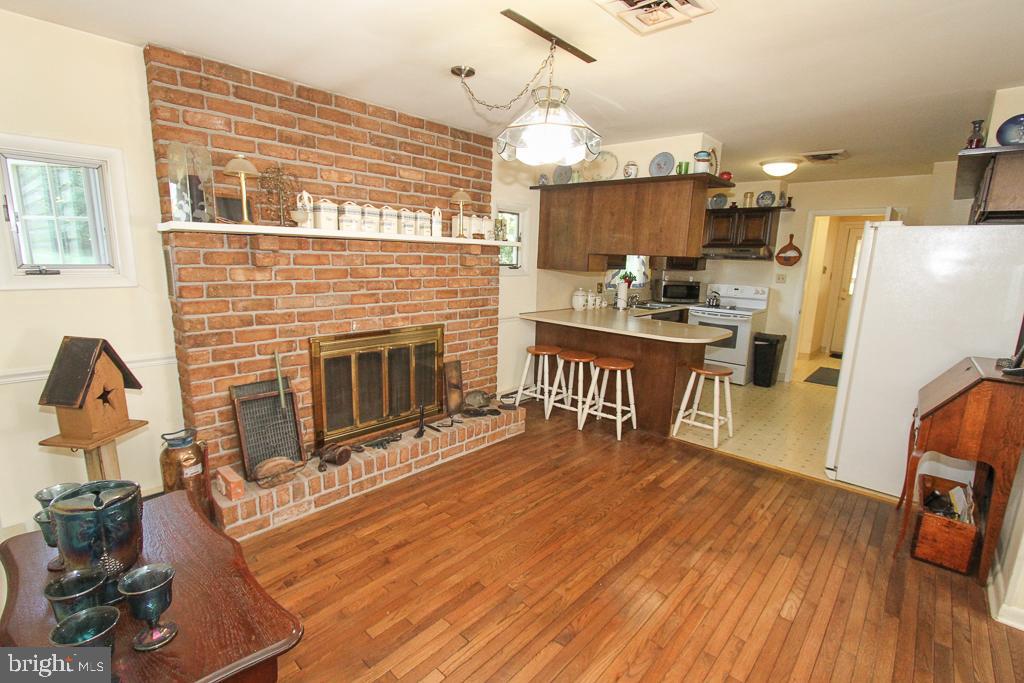 211 Jackson Road Gilbertsville, PA 19525 - Photo 7 of 33 Gallery Image 7
