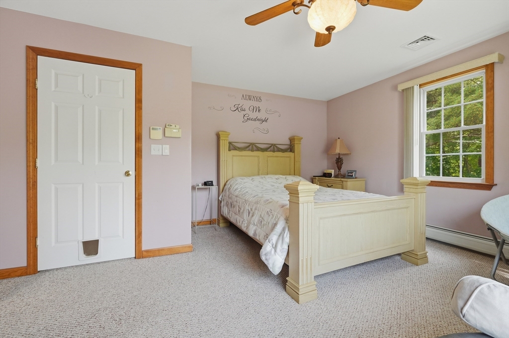 1527 Main Street Acushnet, MA 02743 - Photo 24 of 32