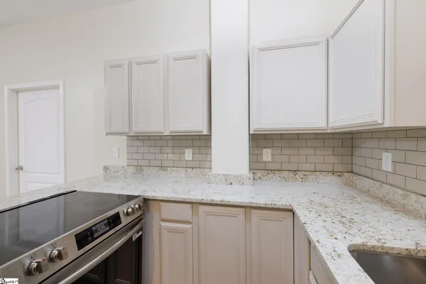 $1,950 | 1001 South Church Street, Greenville, SC 29601