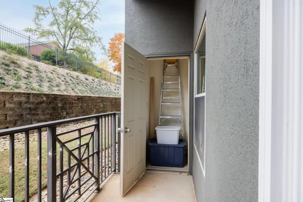 $1,950 | 1001 South Church Street, Greenville, SC 29601