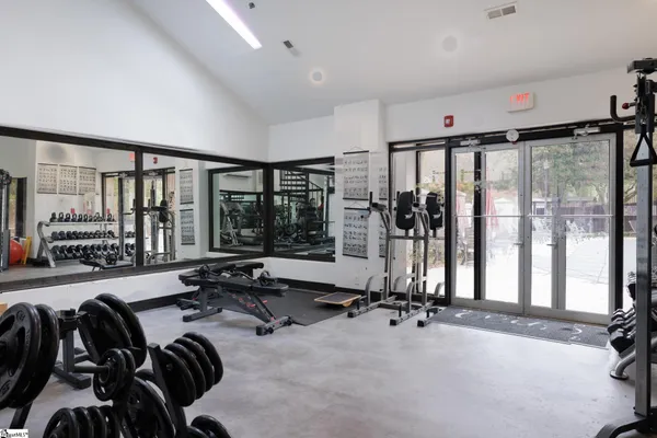 $1,950 | 1001 South Church Street, Greenville, SC 29601