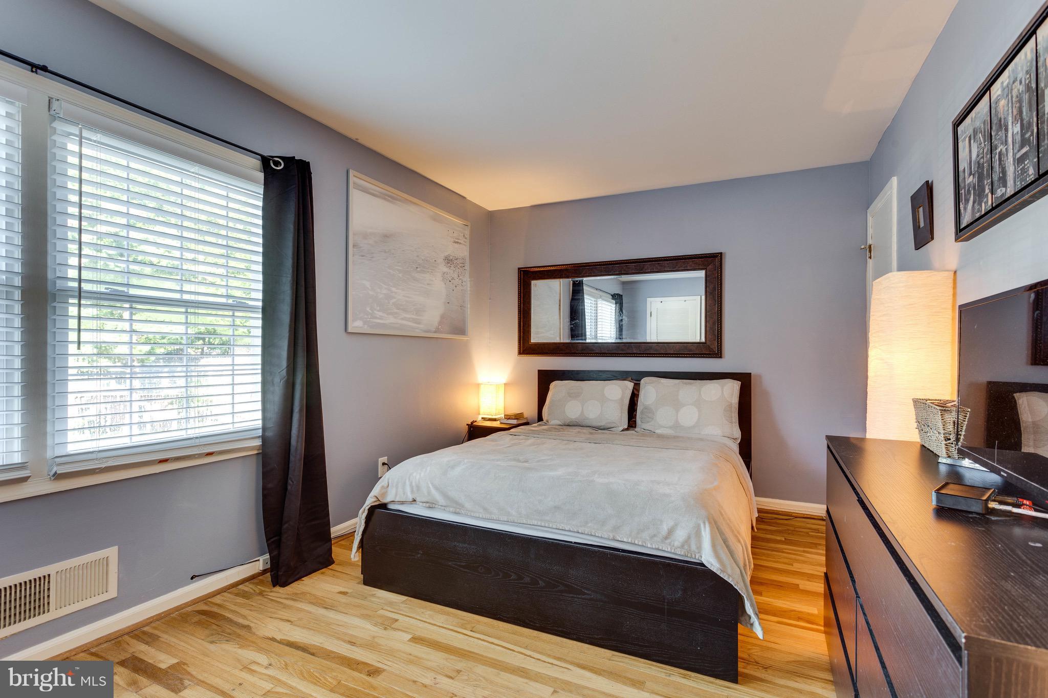 5927 Minutemen Road, Unit 249 Springfield, VA 22152 - Photo 10 of 17 Bath (Master)