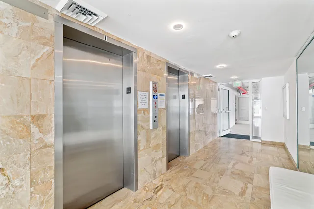 $3,500 | 3580 South Ocean Boulevard, Unit 6D, South Palm Beach, FL 33480