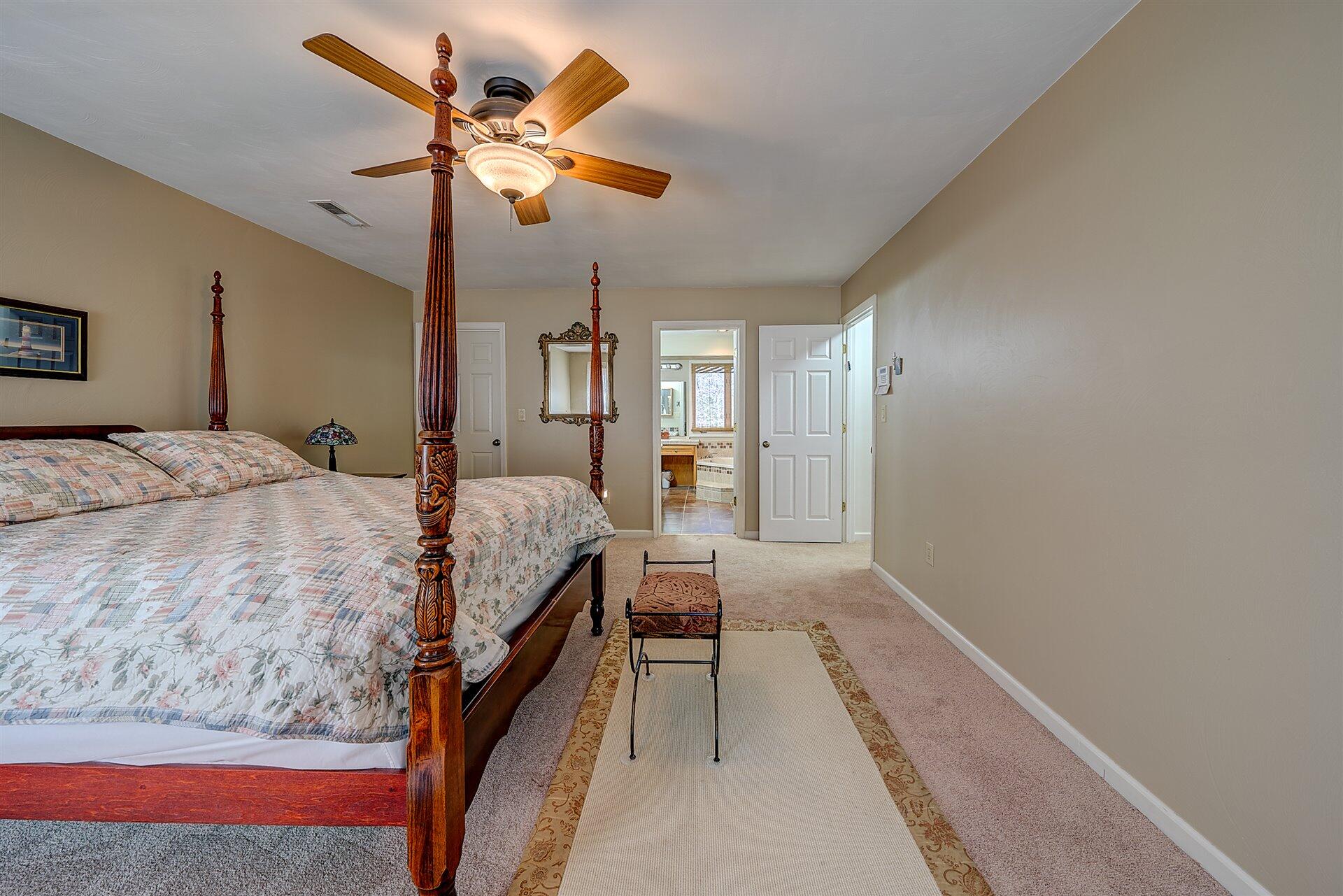 3427 Valentine Road Southwest Roanoke, VA 24018 - Photo 18 of 43 18-DSC00136_37_38_39_40