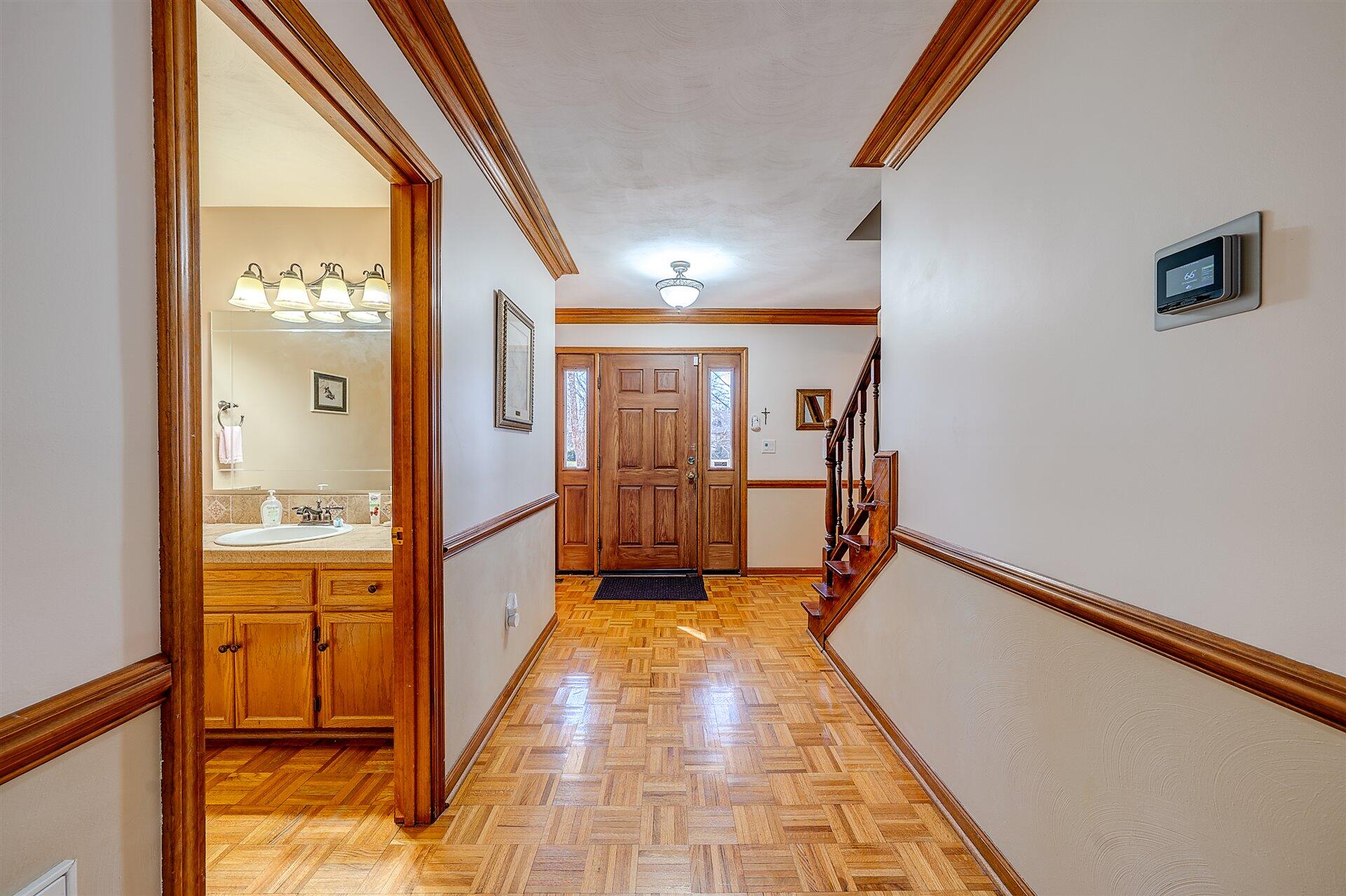 3427 Valentine Road Southwest Roanoke, VA 24018 - Photo 3 of 43 03-DSC00001_2_3_4_5