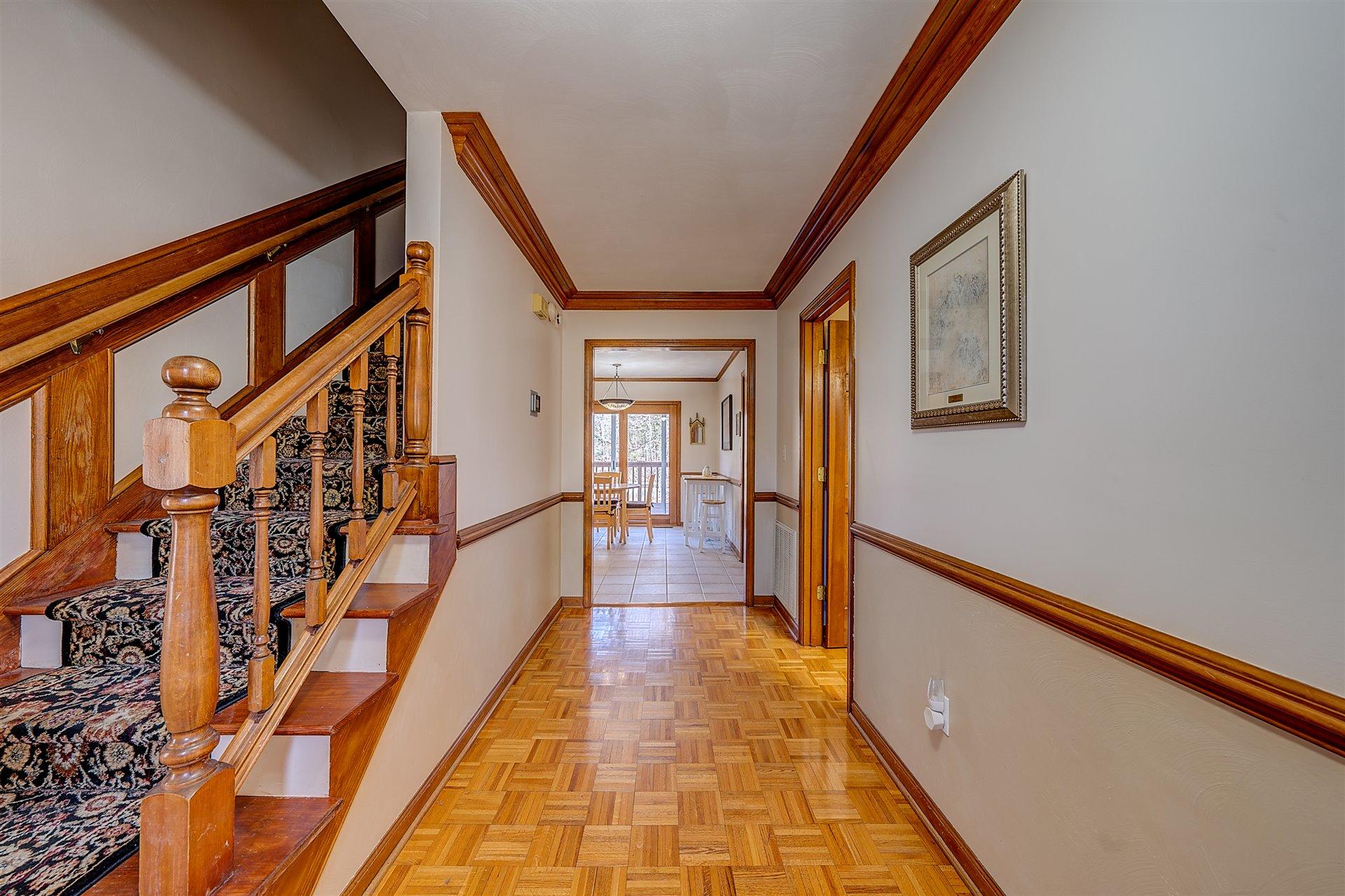 3427 Valentine Road Southwest Roanoke, VA 24018 - Photo 4 of 43 04-DSC00016_17_18_19_20