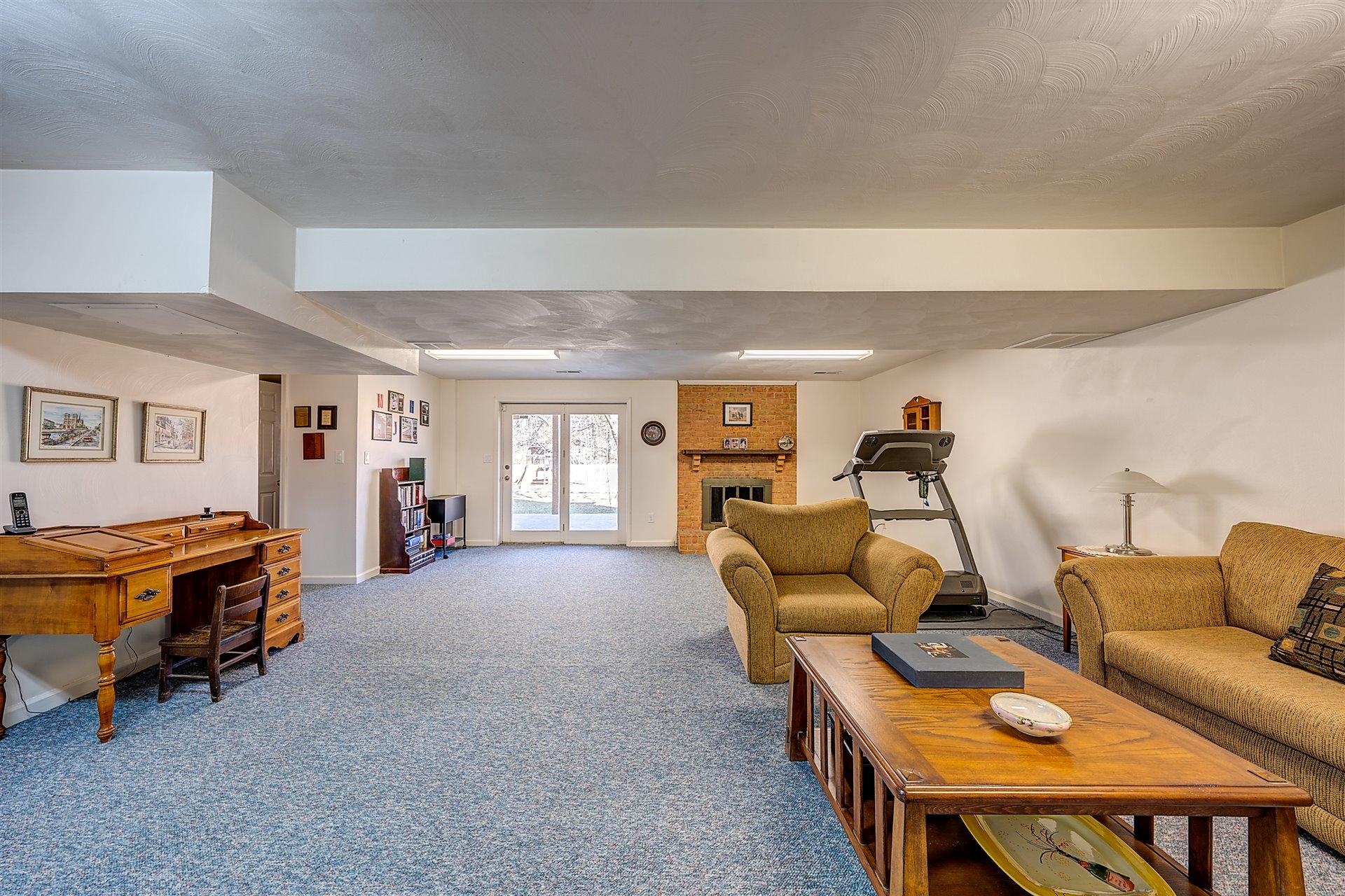 3427 Valentine Road Southwest Roanoke, VA 24018 - Photo 33 of 43 33-DSC00211_2_3_4_5