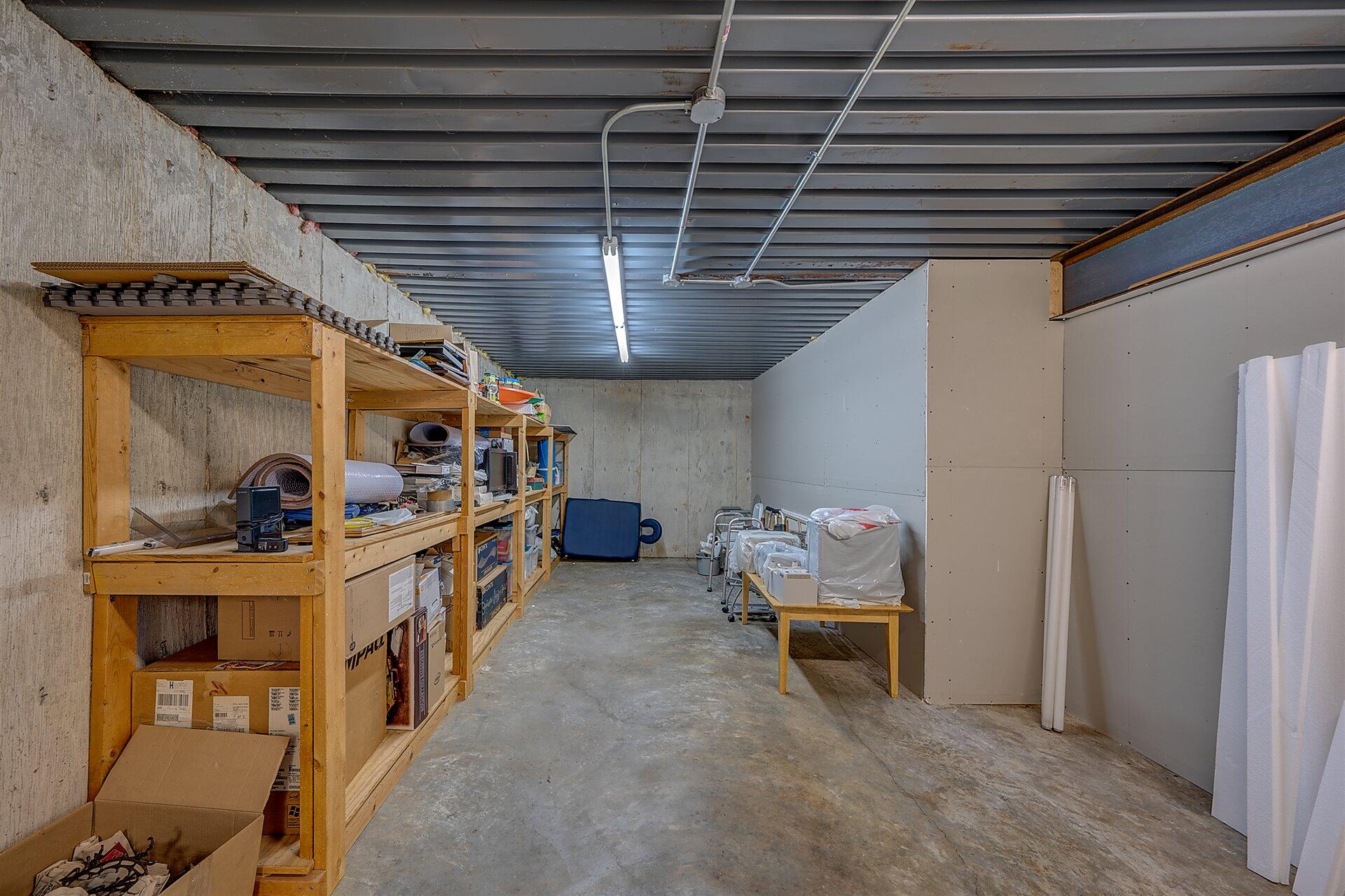 3427 Valentine Road Southwest Roanoke, VA 24018 - Photo 39 of 43 39-DSC00246_47_48_49_50