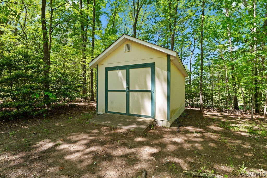 2748 Ridgeview Road Powhatan, VA 23139 - Photo 10 of 42 Gallery Image 10