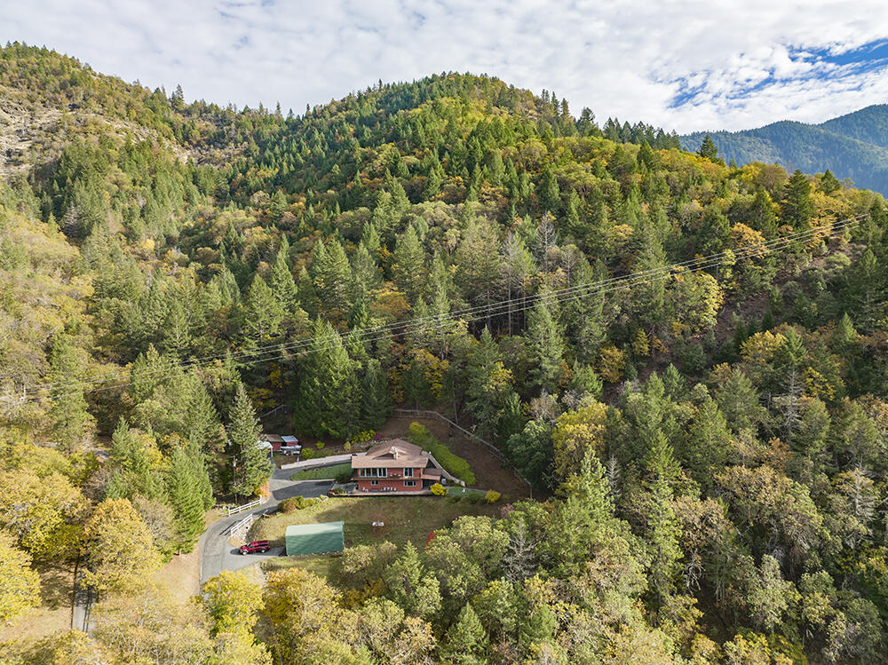 775 Trollview Road Grants Pass, OR 97527 - Photo 43 of 47 42