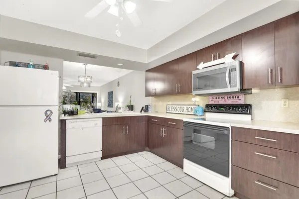 $169,900 | 1811 Southwest Palm City Road, Unit A301, Stuart, FL 34994