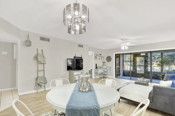 $169,900 | 1811 Southwest Palm City Road, Unit A301, Stuart, FL 34994