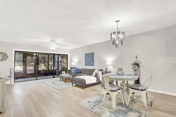 $169,900 | 1811 Southwest Palm City Road, Unit A301, Stuart, FL 34994