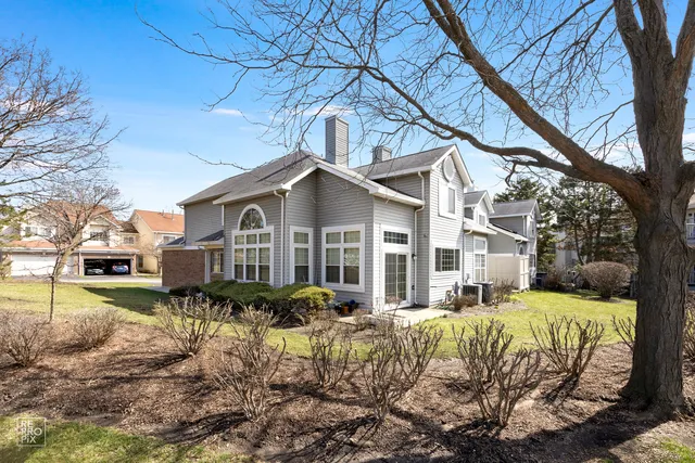 $2,795 | 1233 South Parkside Drive, Palatine, IL 60067