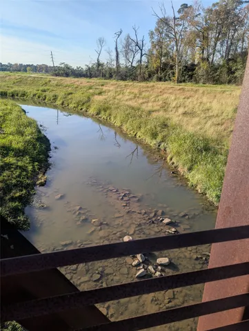 a view of a lake with houses