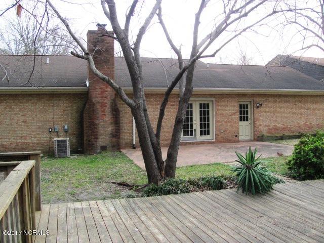 109 Laran Road Jacksonville, NC 28540 - Photo 13 of 14 109 Laran A Rear View