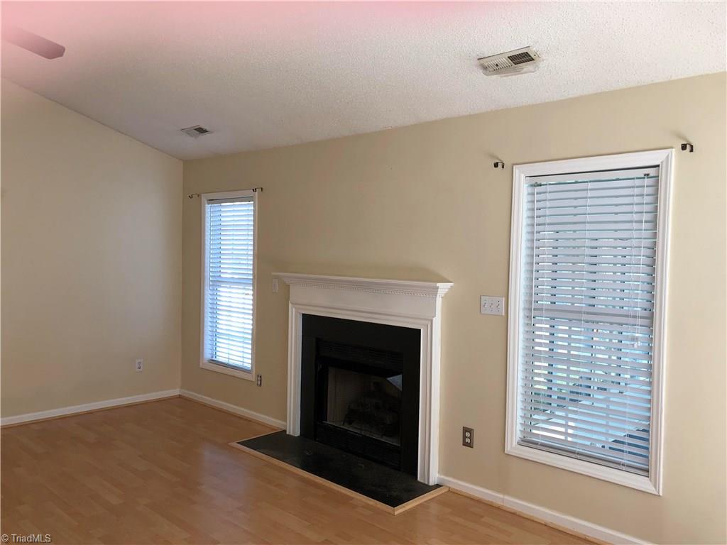 212 Stapleton Way High Point, NC 27265 - Photo 4 of 25 Gallery Image 4