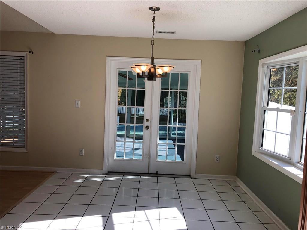 212 Stapleton Way High Point, NC 27265 - Photo 6 of 25 Gallery Image 6