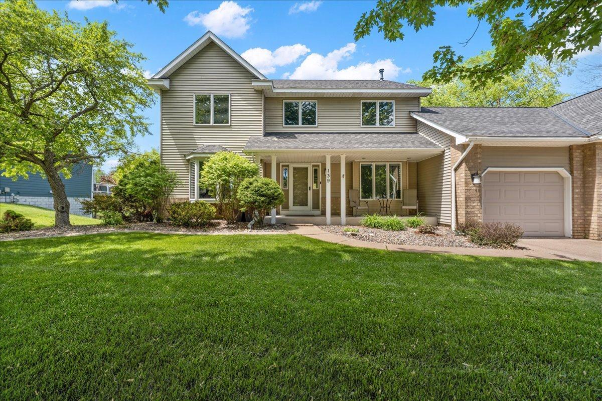 139 Ridge Way Mahtomedi, MN 55115 - Photo 2 of 30