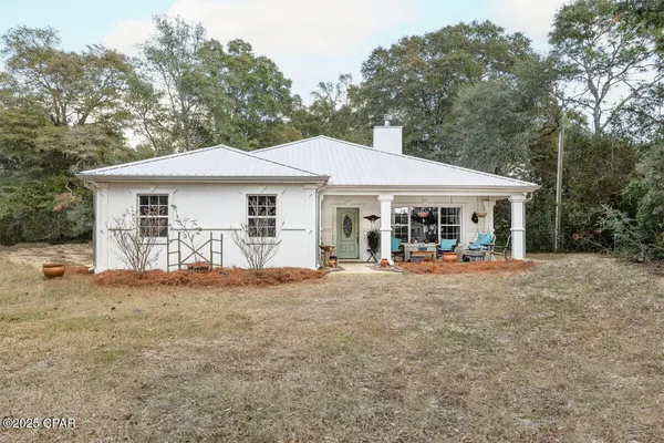 $369,000 | 20110 Deep Springs Road, Fountain, FL 32438