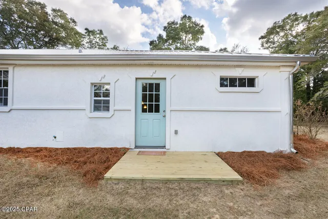 $379,000 | 20110 Deep Springs Road, Fountain, FL 32438