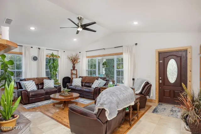 $379,000 | 20110 Deep Springs Road, Fountain, FL 32438