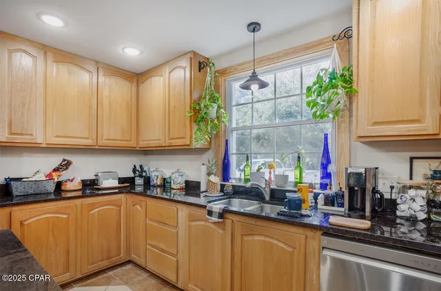 $379,000 | 20110 Deep Springs Road, Fountain, FL 32438