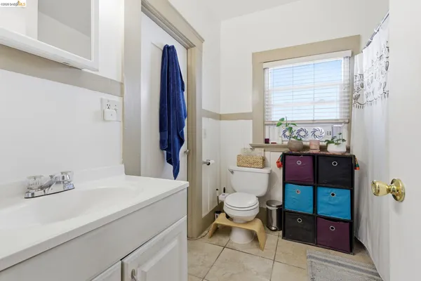 $709,950 | 1102 10th Street, Oakland, CA 94607