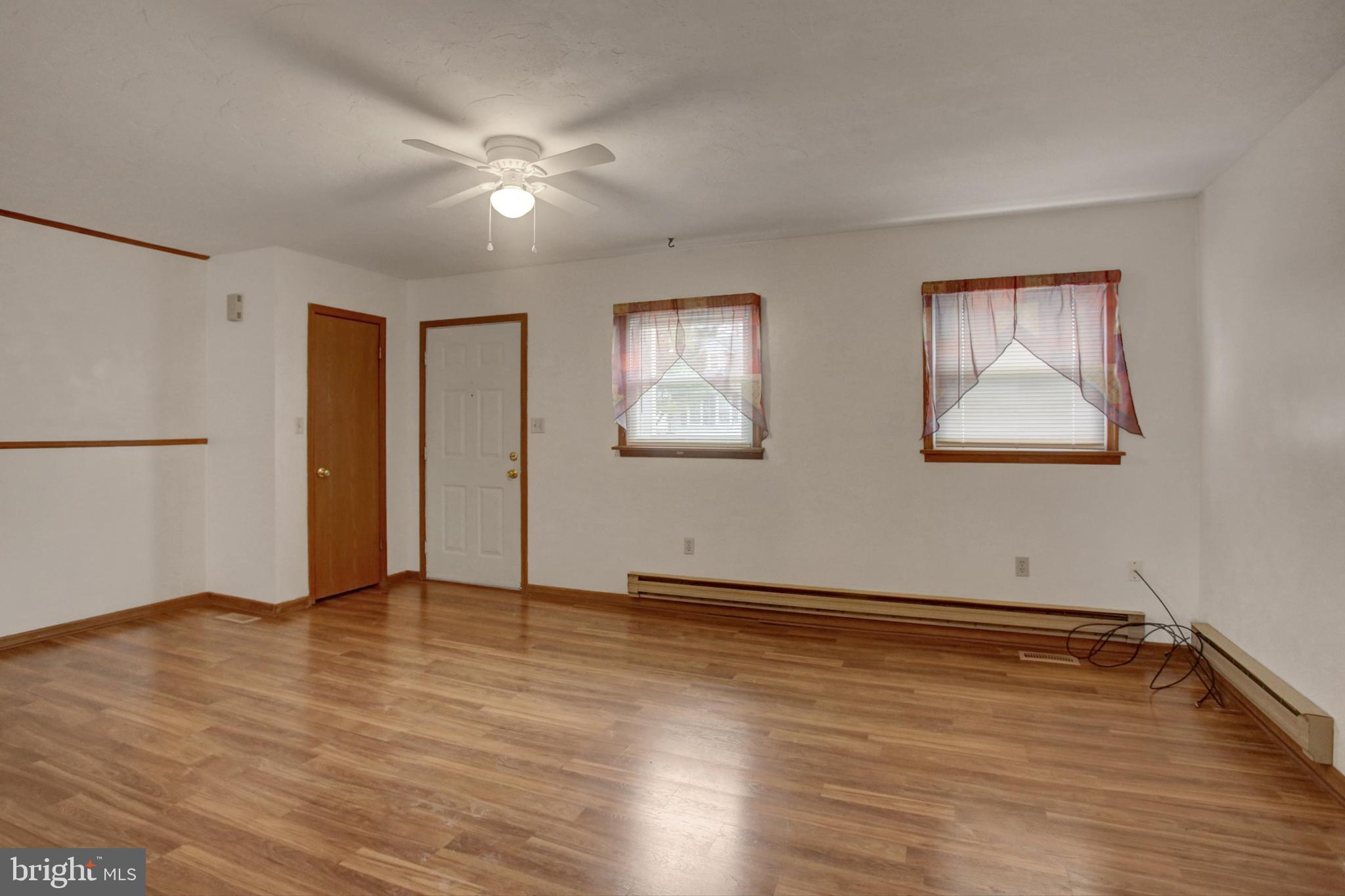 23 Oneill Avenue Hanover, PA 17331 - Photo 4 of 25