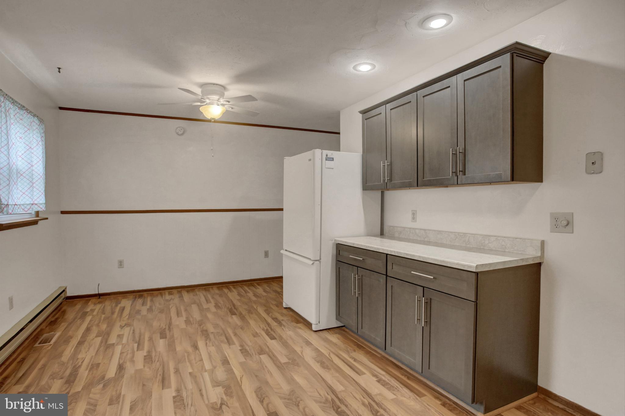 23 Oneill Avenue Hanover, PA 17331 - Photo 9 of 25