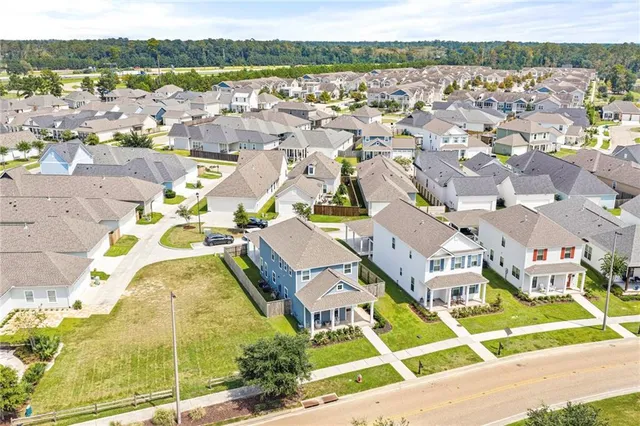 $435,000 | 1125 River Chase Drive, Covington, LA 70433