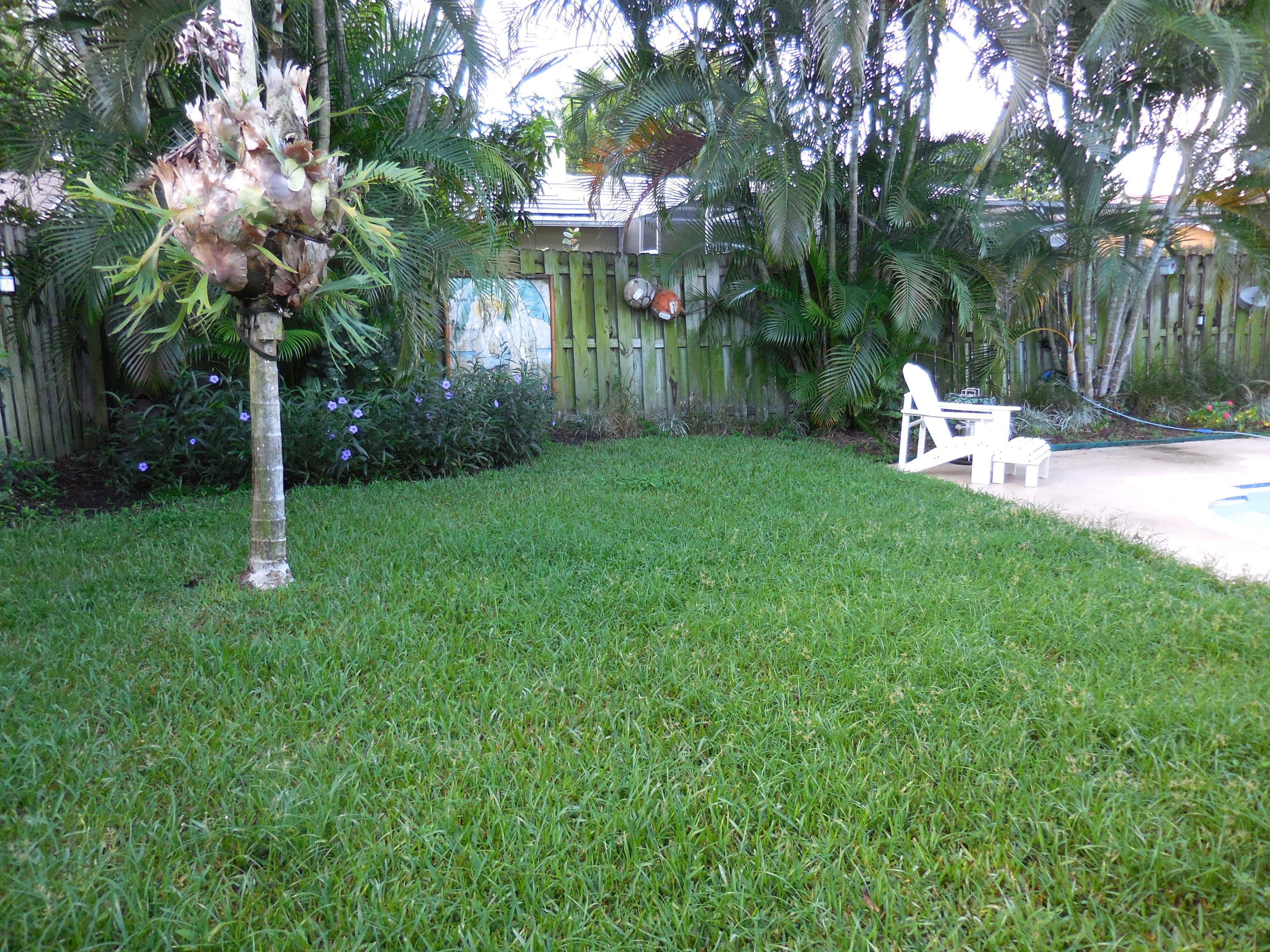 884 Northwest 7th Street Boca Raton, FL 33486 - Photo 4 of 32 lots of green space