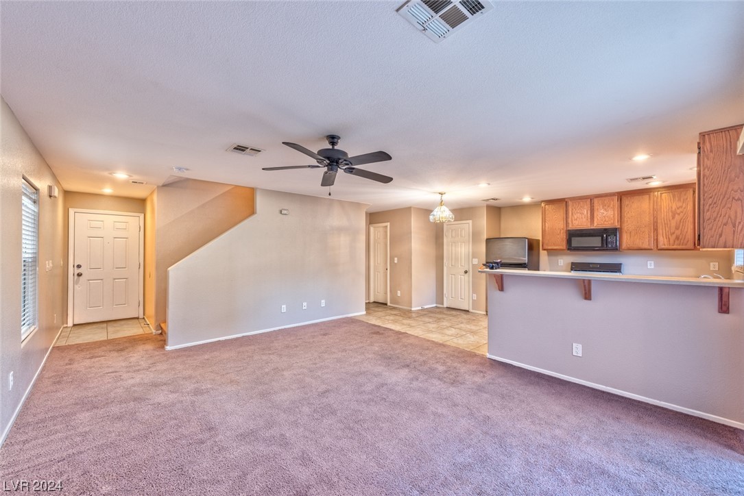 8236 Time Machine Avenue Las Vegas, NV 89113 - Photo 4 of 16