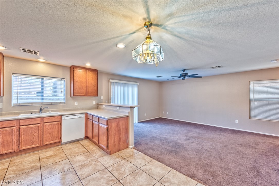 8236 Time Machine Avenue Las Vegas, NV 89113 - Photo 6 of 16