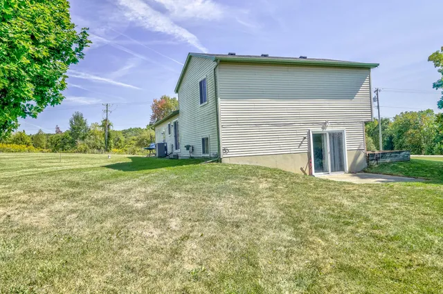 $345,000 | 535 North Hacker Road, Howell, MI 48843