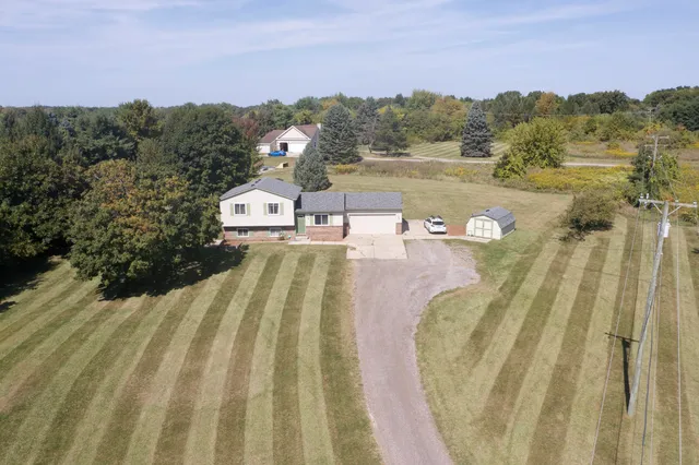 $345,000 | 535 North Hacker Road, Howell, MI 48843