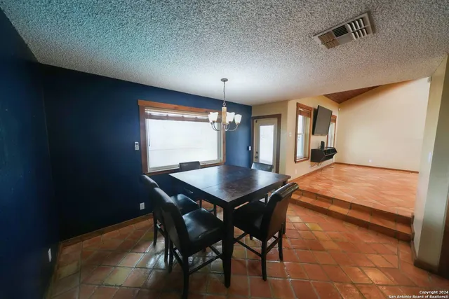 $2,495 | 16907 Springhill Drive, San Antonio, TX 78232