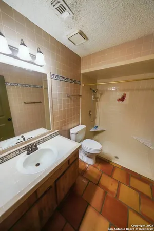 $2,495 | 16907 Springhill Drive, San Antonio, TX 78232