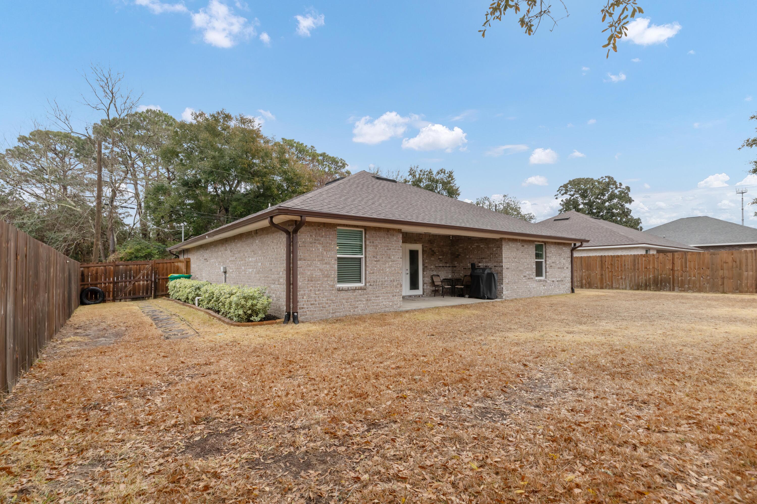 523 Friendship Road Mary Esther, FL 32569 - Photo 41 of 49 147A3341