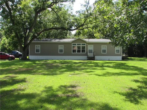 $200,000 | 3239 Bob Bowen Road, Blackshear, GA 31516