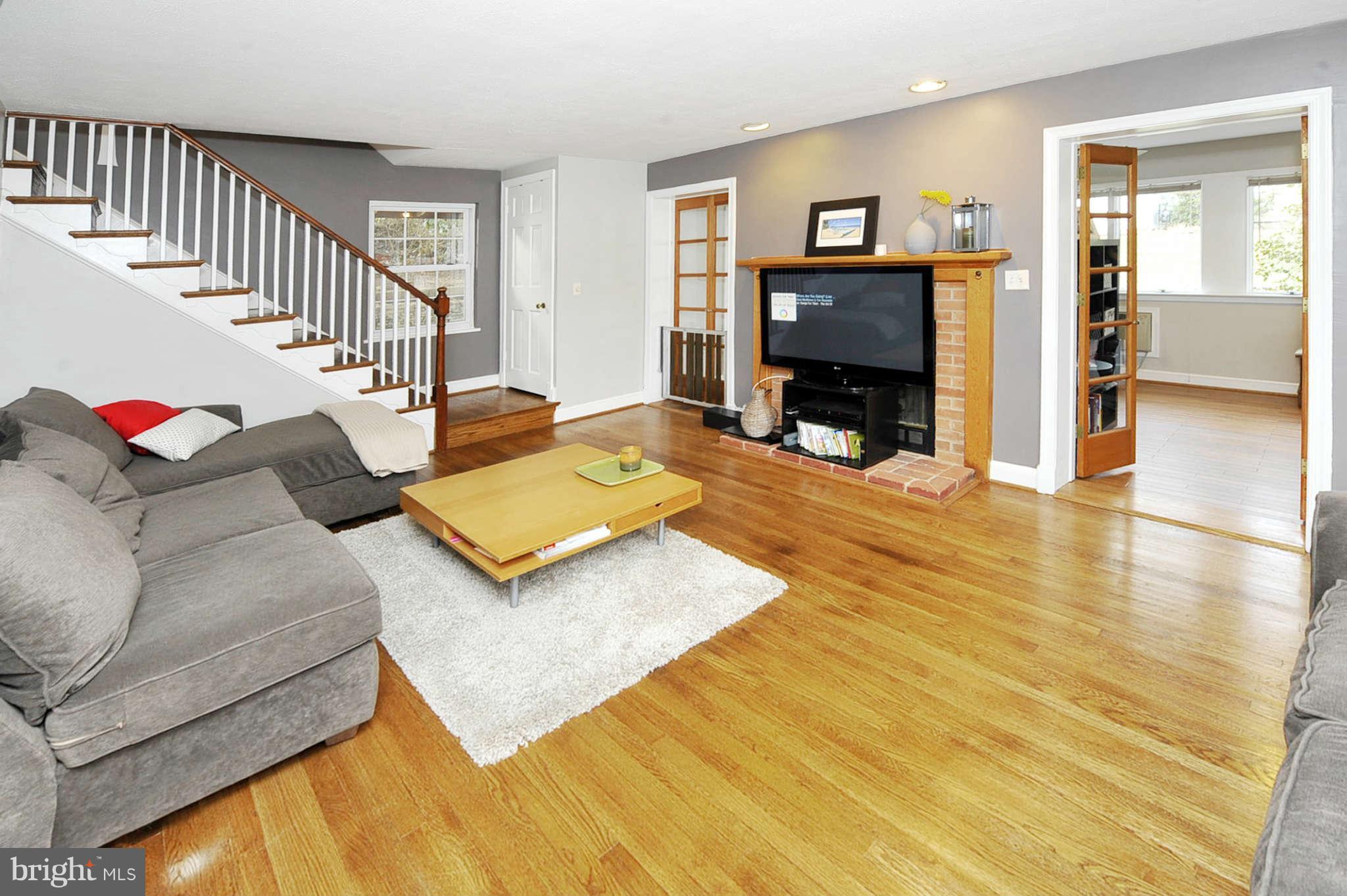 4308 Sleaford Road Bethesda, MD 20814 - Photo 2 of 23 Living Room