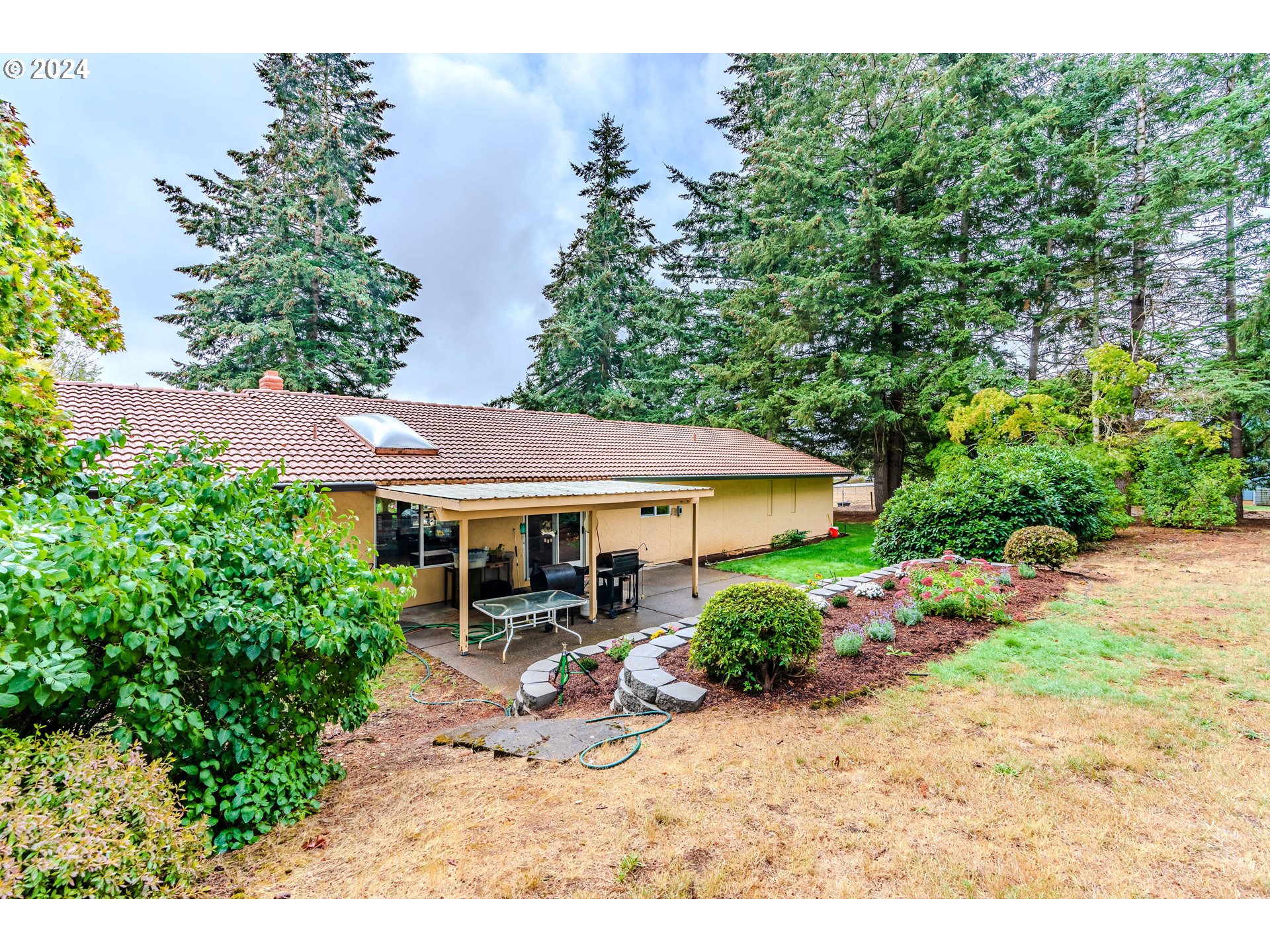 21981 South Ferguson Road Beavercreek, OR 97004 - Photo 32 of 48