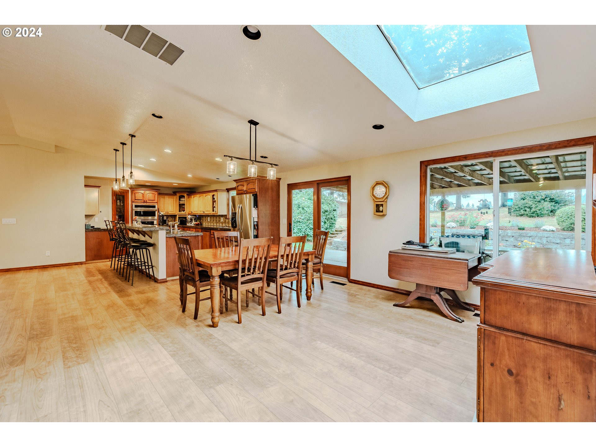 21981 South Ferguson Road Beavercreek, OR 97004 - Photo 9 of 48