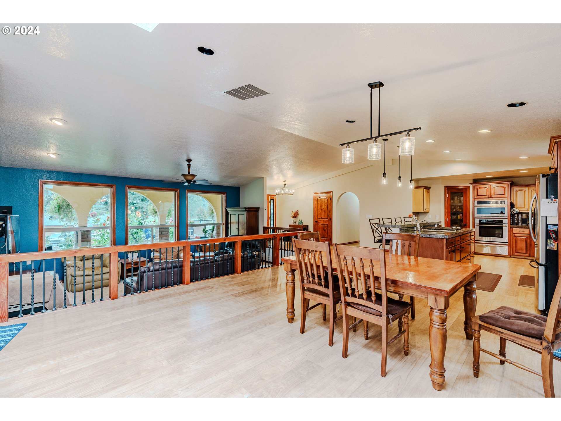 21981 South Ferguson Road Beavercreek, OR 97004 - Photo 10 of 48