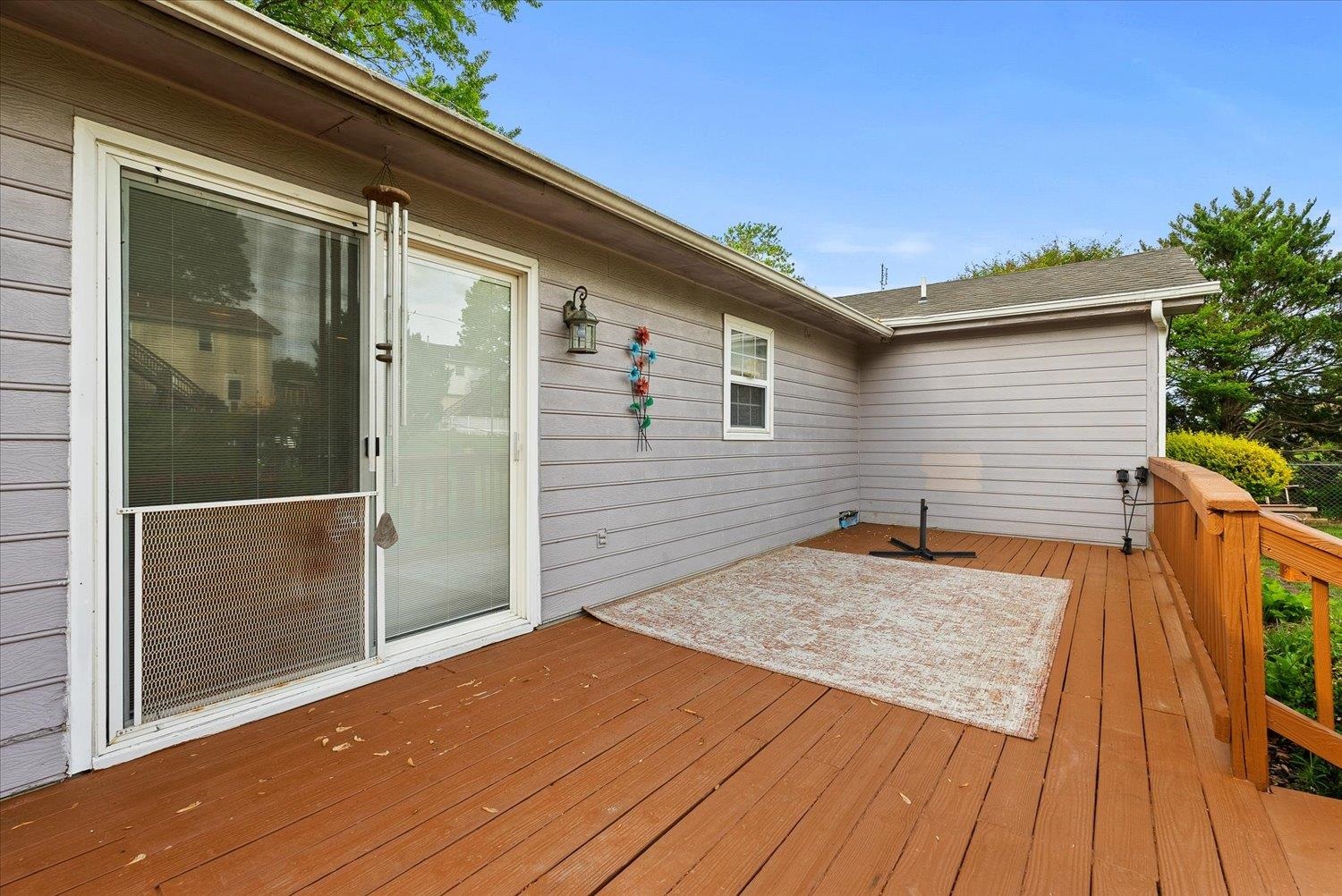 13 Buckboard Road Waynesboro, VA 22980 - Photo 24 of 29 a backyard of a house with wooden floor