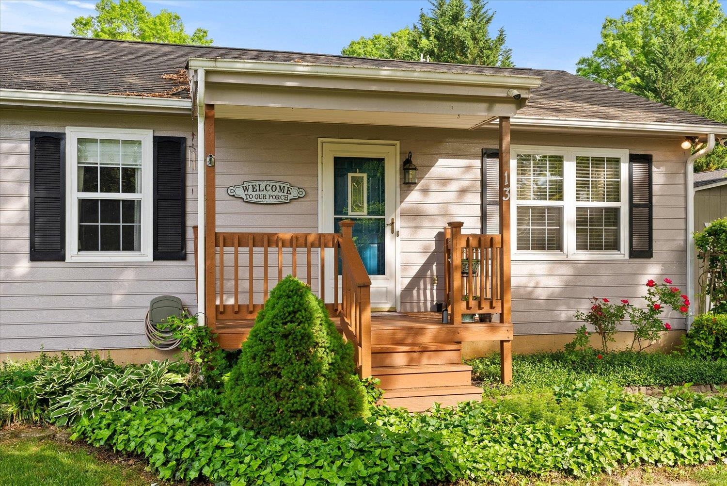 13 Buckboard Road Waynesboro, VA 22980 - Photo 4 of 29 front view of a house with a small yard