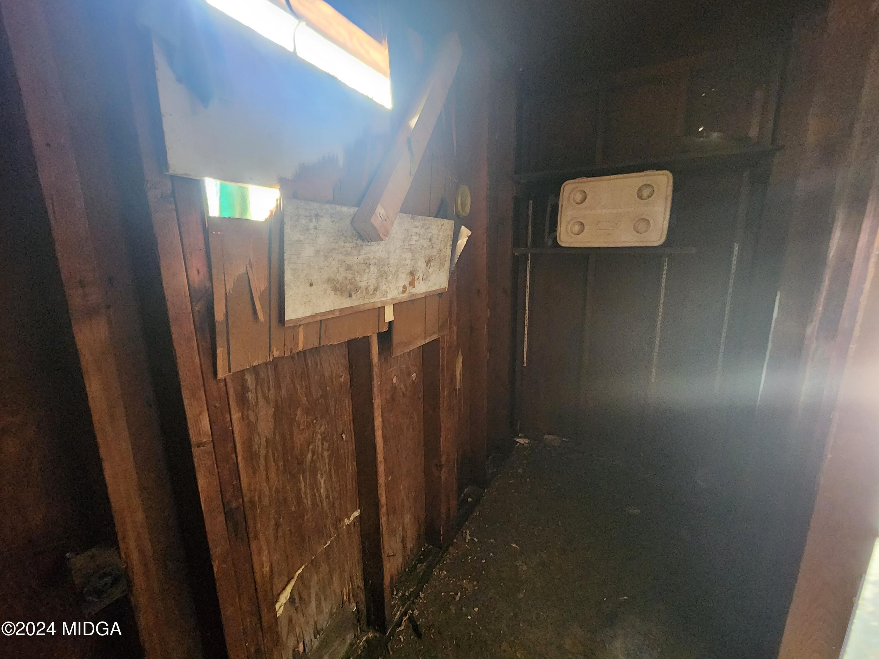 3685 Rice Mill Road Macon, GA 31206 - Photo 12 of 24 a view of a hallway